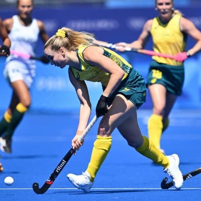 World Cup wobbles as Hockeyroos shocked by Chile