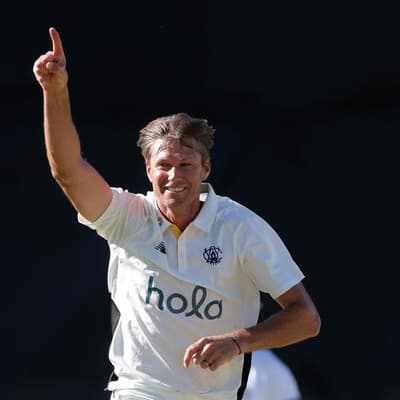 Gannon strikes late as Bulls slump against WA