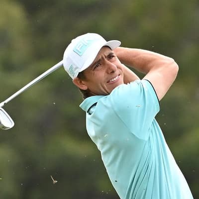 Aussies in shade as Ortiz roars into LIV Hong Kong lead