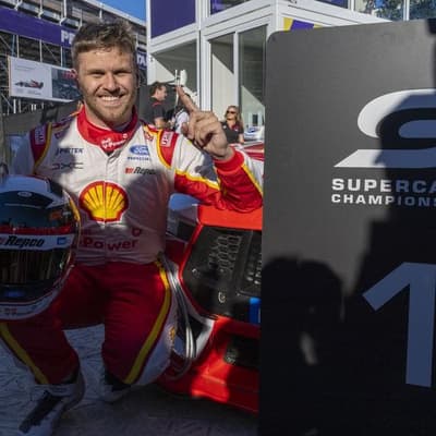 Feeney loses title lead in massive Supercars smash up