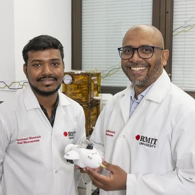 Aussie researchers create a robot vacuum for oil spills