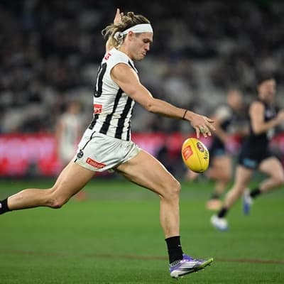 Moore back for Magpies, Dons to blood debutants