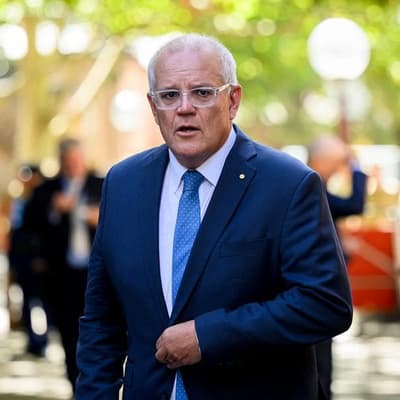 Former PM cleared, two robodebt officials found corrupt