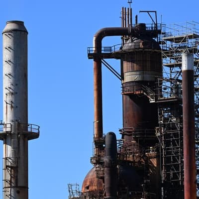 ASX edges higher on hopes of record oil reserve release