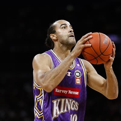 Cooks a more confident free-throw shooter: Goorjian