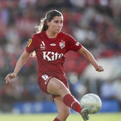 Adelaide go second in ALW with comeback win over Perth