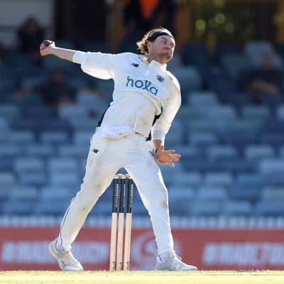 Rocchiccioli boosts claims with five-wicket haul