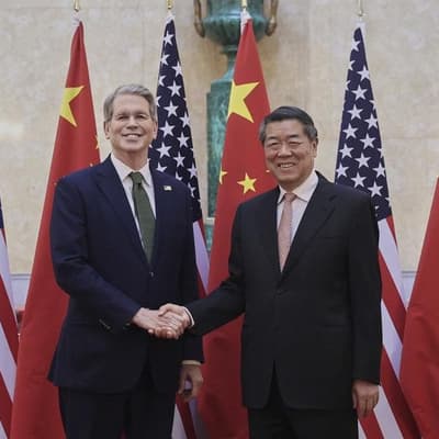 Economic chiefs meet to clear path to Trump-Xi summit