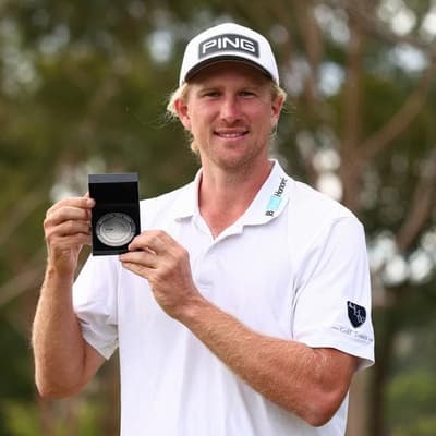Golfer Smyth's home tour move earns world stage