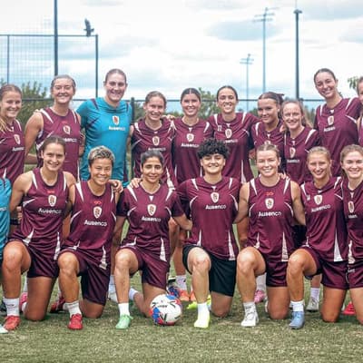 Remaining Iranian soccer players join A-League training