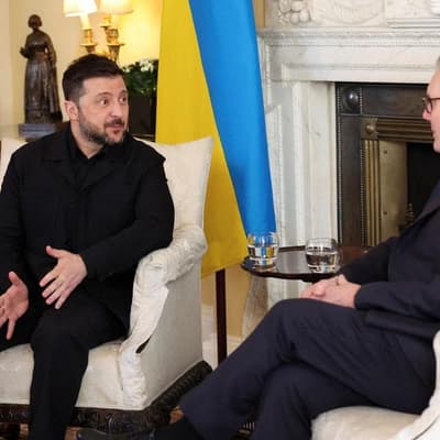 Zelenskiy, Starmer urge continuing support for Ukraine
