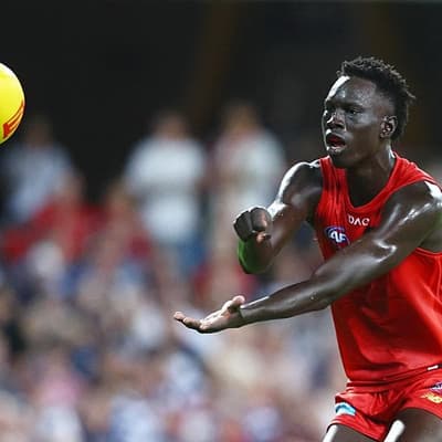 'Thanks Mr Andrew': father-Sun chat sets MCG scene