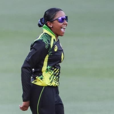 Alana King pushes World Cup claim in T20 recall