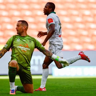 Phoenix defeat Roar, stay alive in ALM