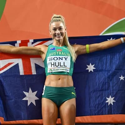 Dramatic medals for Hull, Marschall at world indoors