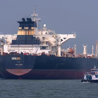 Iran threatens to retaliate against Gulf energy, water