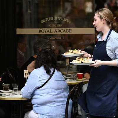 Unions urge five per cent pay rise as inflation bites