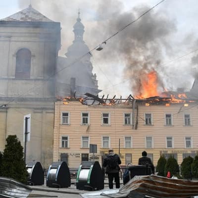 Vast Russian daytime drone strike kills three, hurts 30