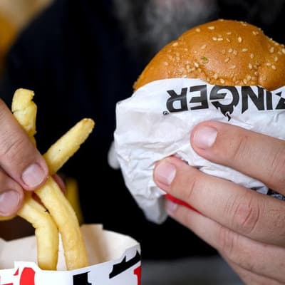 Leaders urged to stomach junk food tax to save lives