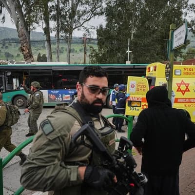 Australia warns Israel against south Lebanon occupation