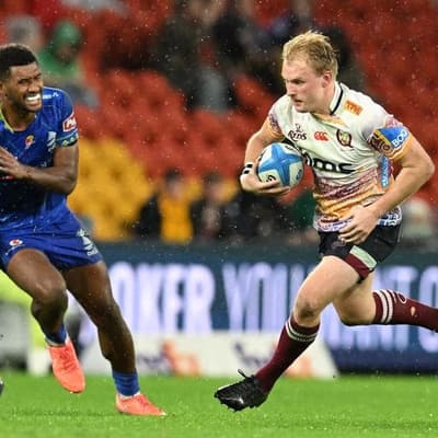 Lynagh's return as Reds eye 28-year Hurricanes hoodoo
