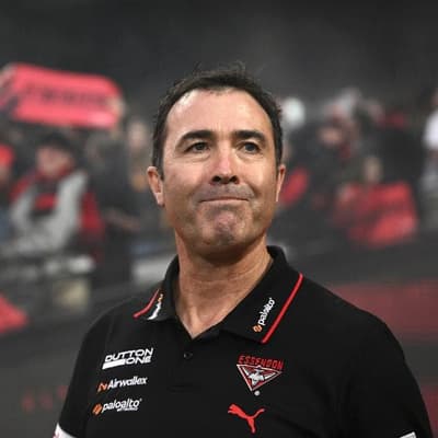 'No knee-jerk reaction': Bombers coach on grim opening