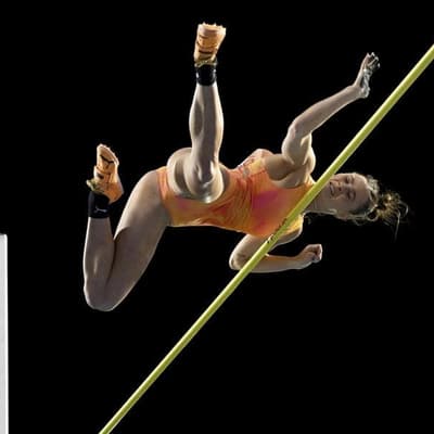 'Nowhere to hide' for Olympic champ in comeback step