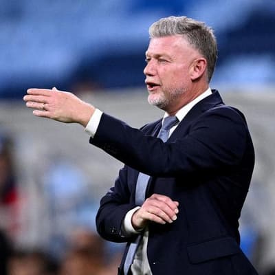 Ex-Sydney boss Talay completes Wanderers defection