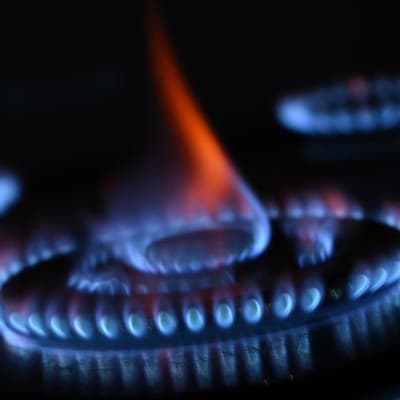 Inquiry fires up chances of raising gas export taxes