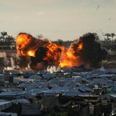 Israeli fire kills four in Gaza and West Bank: medics