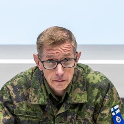 Stray Ukraine drone that fell in Finland 'had warhead'