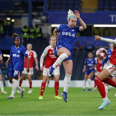 Arsenal duo prevail in Euro 'Battle of the Matildas'