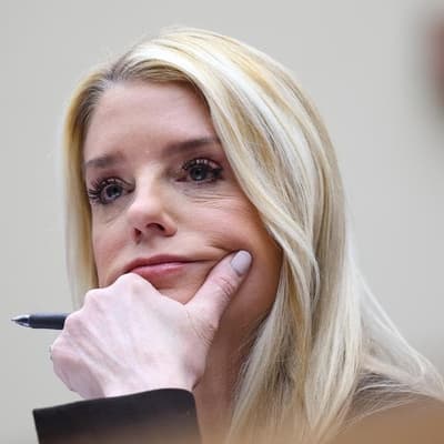 Trump fires Pam Bondi as US attorney-general
