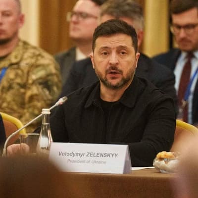 Zelenskiy accuses Russia of 'Easter escalation'