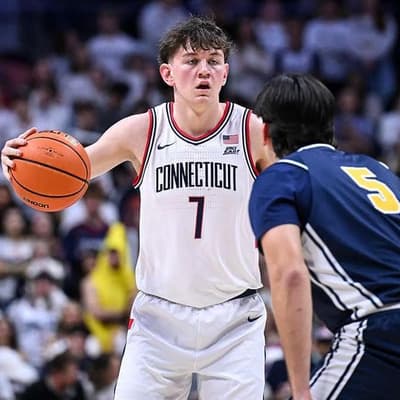 Aussie makes March Madness final, compatriot misses out