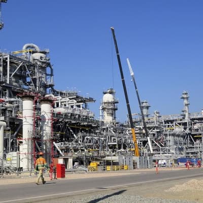 'Union-driven cash grab': LNG worker claims slammed