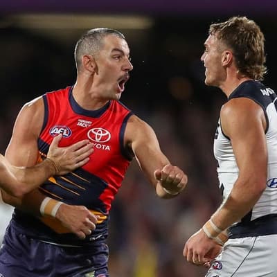 Star's break costs Blues in Gather Round opener