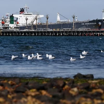 Map confusion stokes oil crisis fears