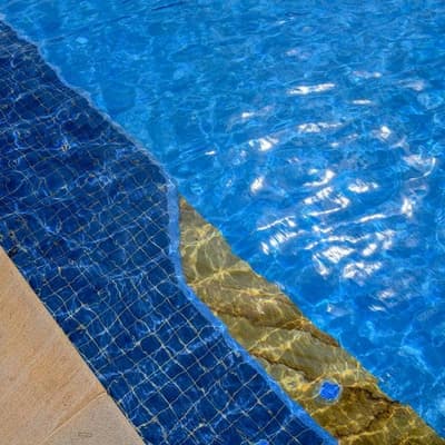 Human rights scrutiny over Indigenous families pool ban