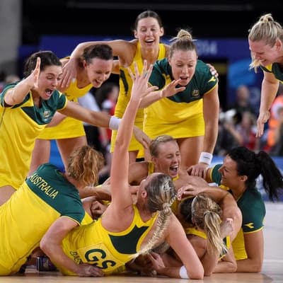 Australia go one-up over England before Glasgow Games