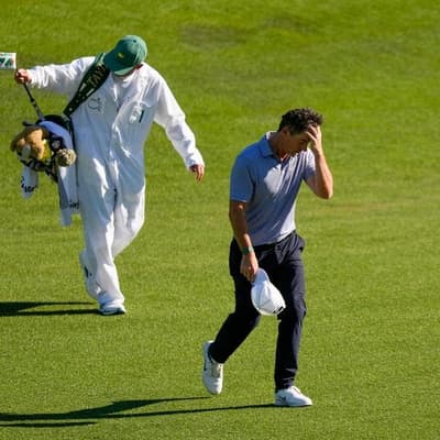 Flawy Rory sets the stage for epic Masters climax