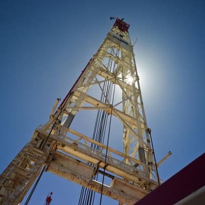 Inquiry launched as governments spar over oil project