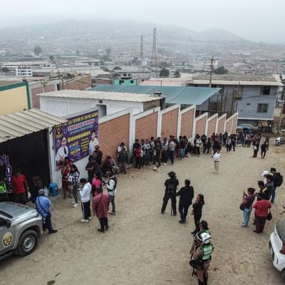 Counting continues in Peru election, runoff likely