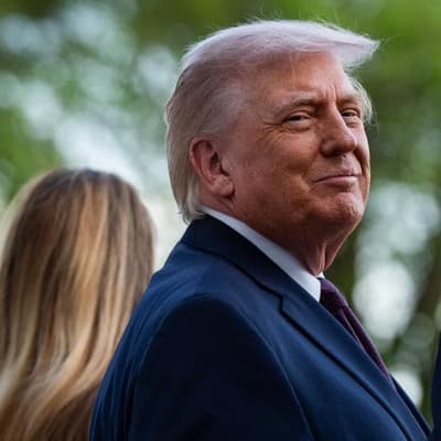 Trump deletes 'Jesus' post as feud with pope escalates