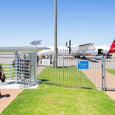 Qantas route cuts will hit hard for regional travellers