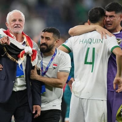 Arnold mulls Iraq future, plots World Cup upset