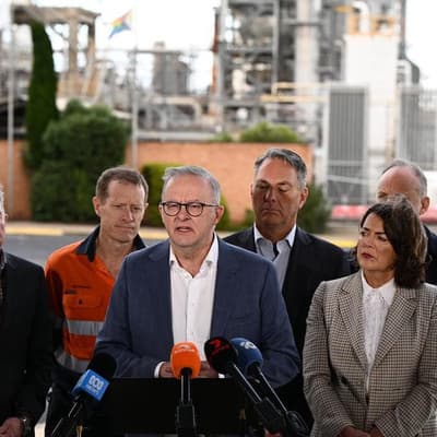 No extra fuel security measures after refinery inferno