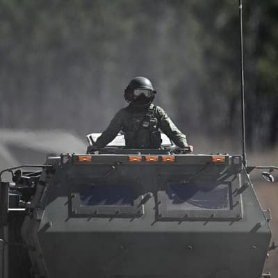 Defence strategy downplaying larger threat: ex-ADF head