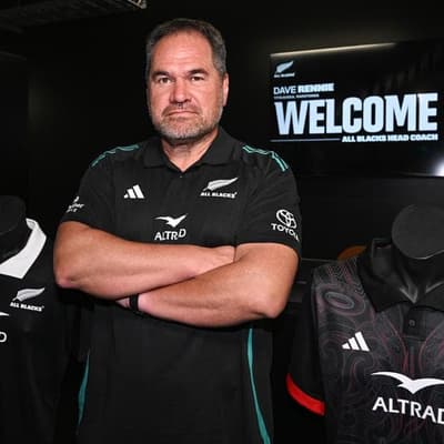 Rennie's Steelers close gap on ladder leaders in Japan