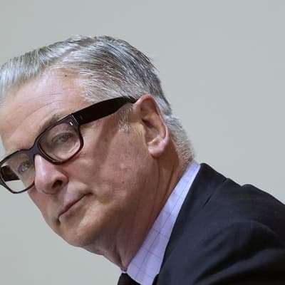 Alec Baldwin to face civil trial over movie set death